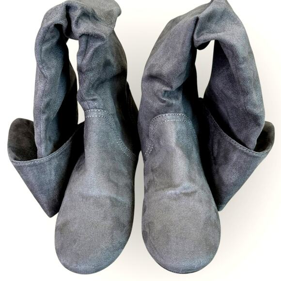 Lower East Side Women Size 8 Gray Slouchy Flat Knee High Boots Fold Faux Suede - Picture 4 of 9